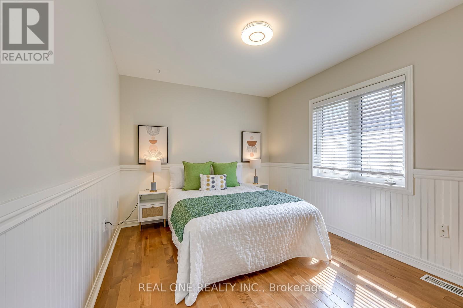 2337 Hilda Drive, Oakville, Ontario  L6H 7M9 - Photo 36 - W12379778