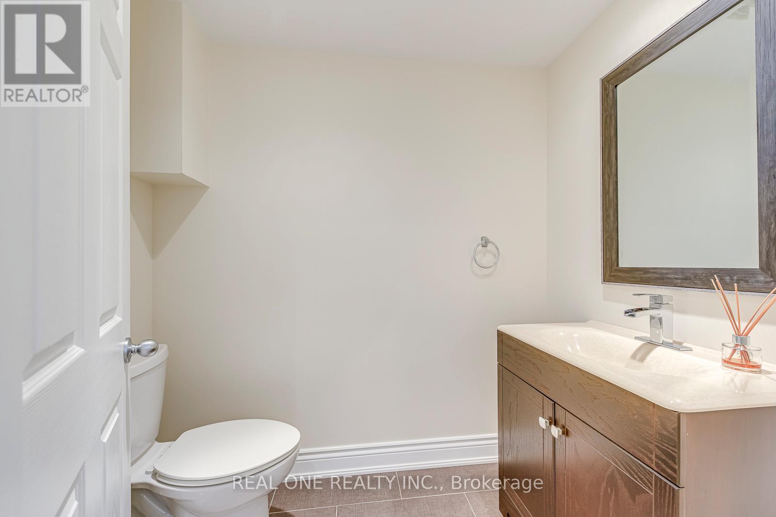 2337 Hilda Drive, Oakville, Ontario  L6H 7M9 - Photo 45 - W12379778