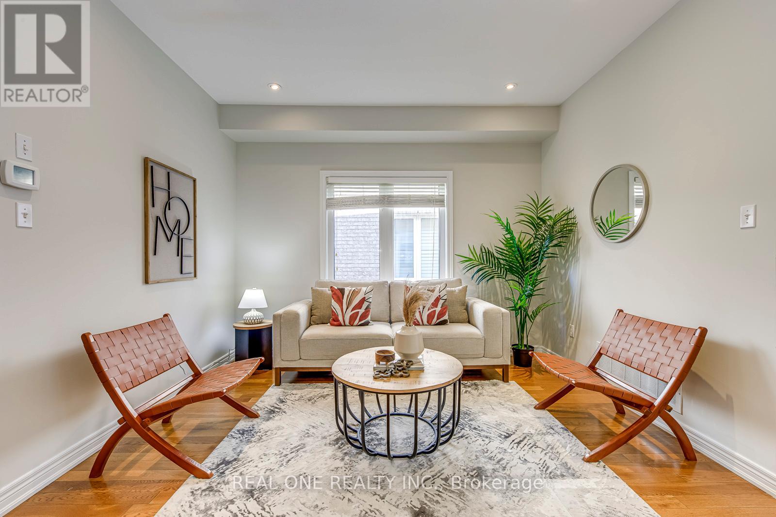 2337 Hilda Drive, Oakville, Ontario  L6H 7M9 - Photo 7 - W12379778