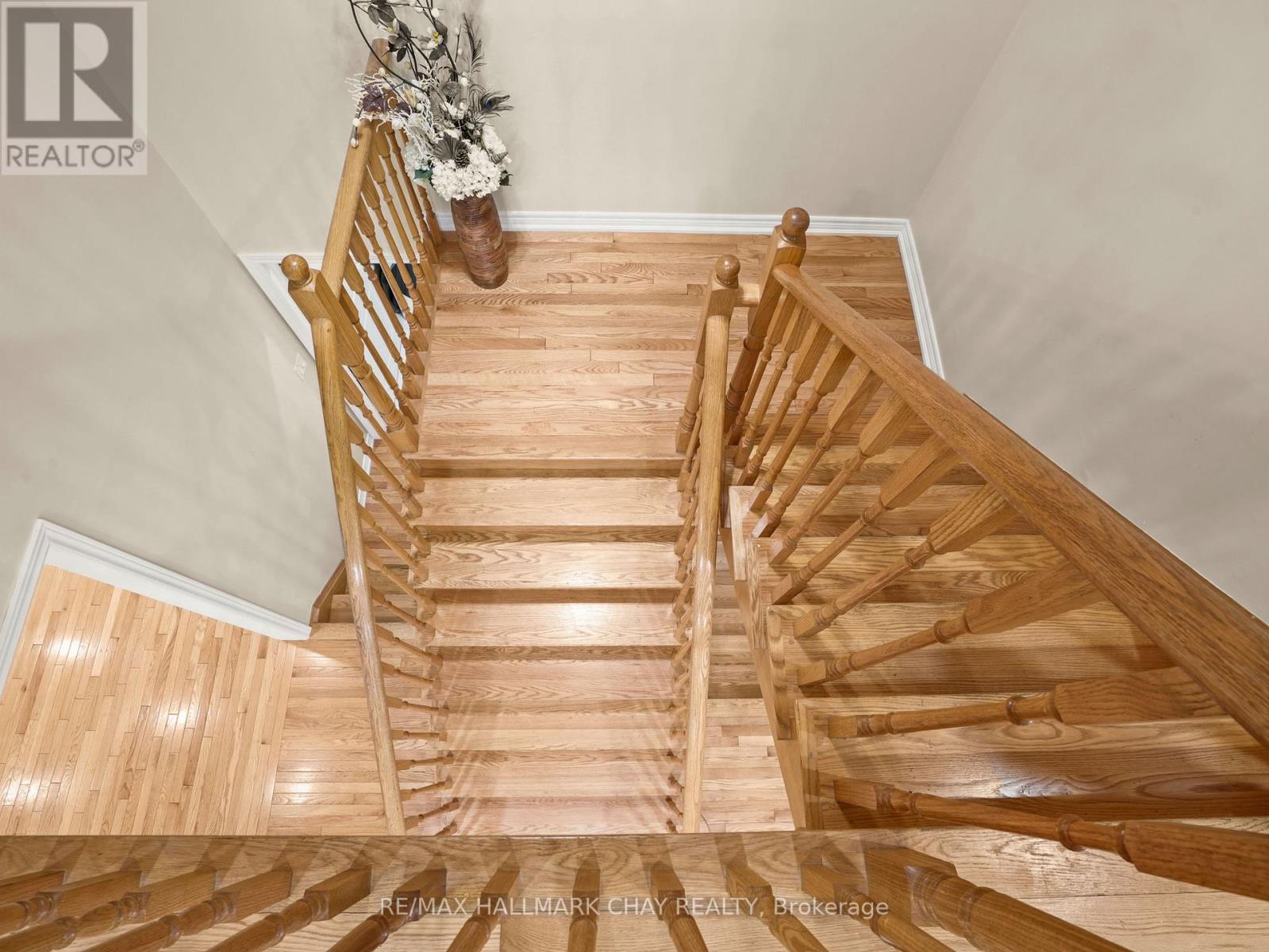 161 Shephard Avenue, New Tecumseth, Ontario  L9R 0J9 - Photo 32 - N12378338