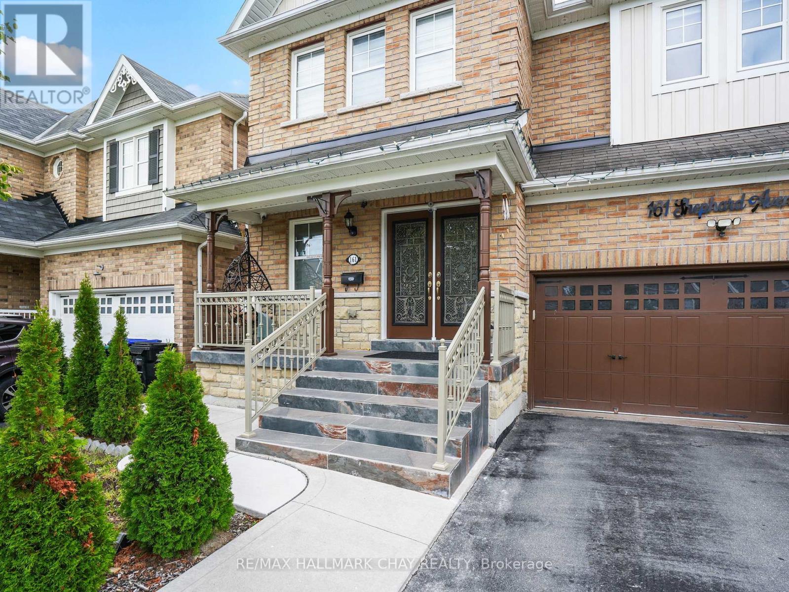 161 Shephard Avenue, New Tecumseth, Ontario  L9R 0J9 - Photo 3 - N12378338