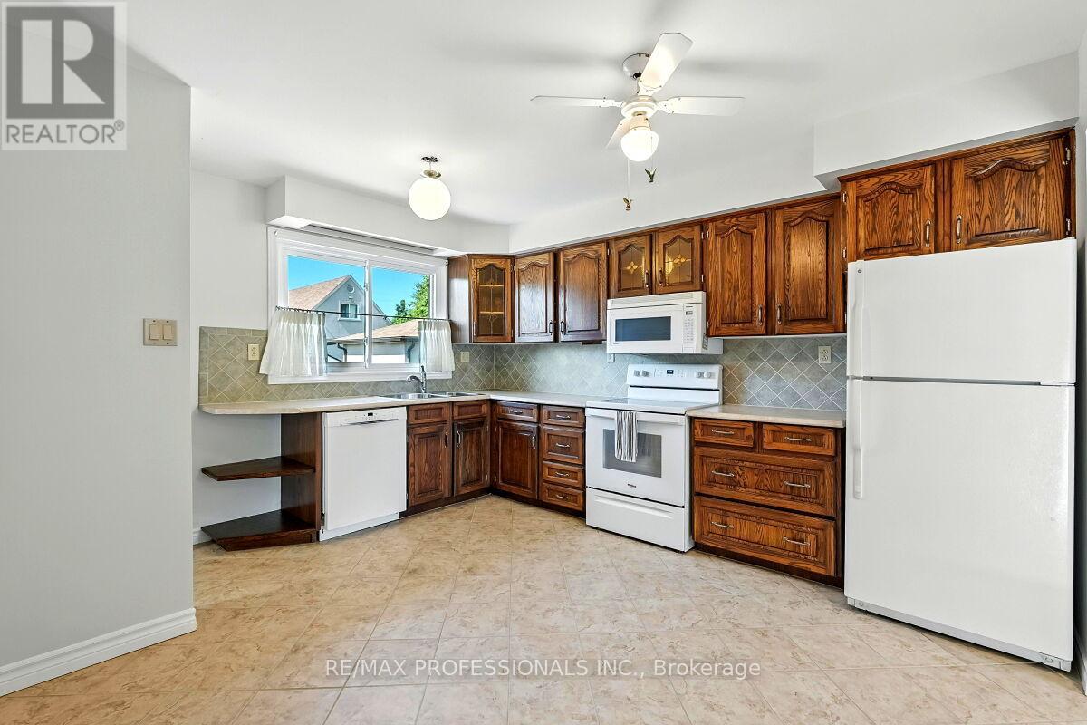 236 East 21st Street, Hamilton, Ontario  L8V 2T7 - Photo 16 - X12379730