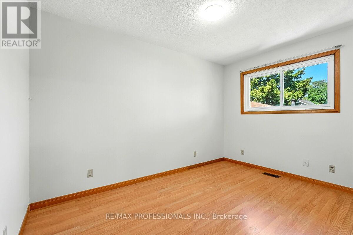 236 East 21st Street, Hamilton, Ontario  L8V 2T7 - Photo 21 - X12379730