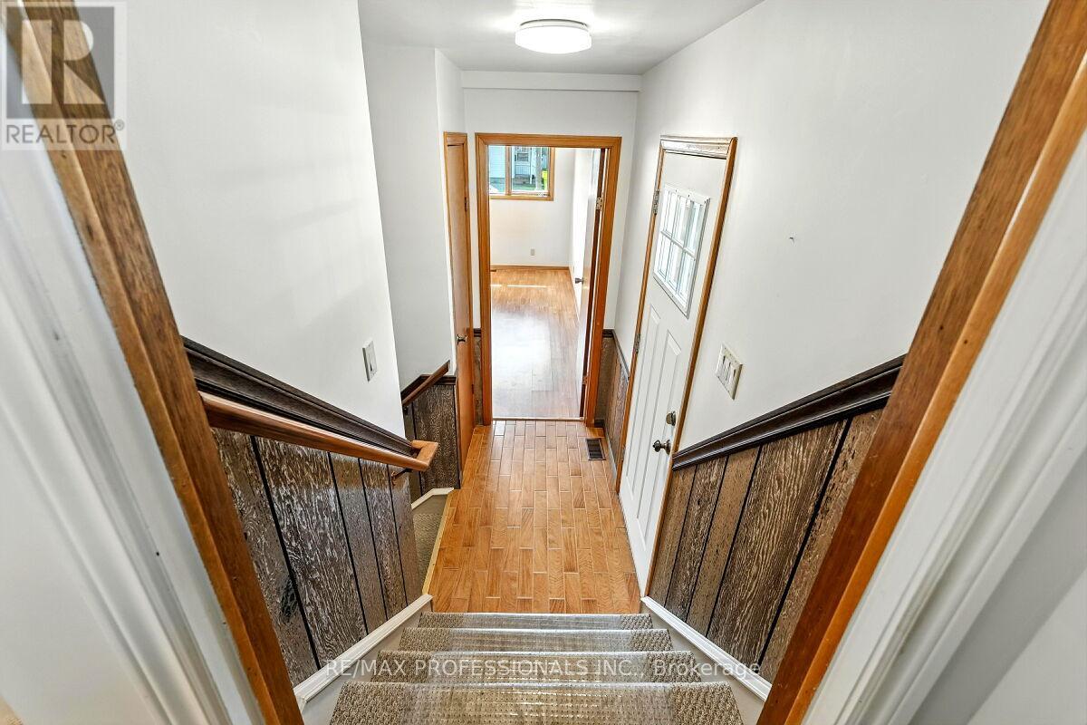 236 East 21st Street, Hamilton, Ontario  L8V 2T7 - Photo 23 - X12379730