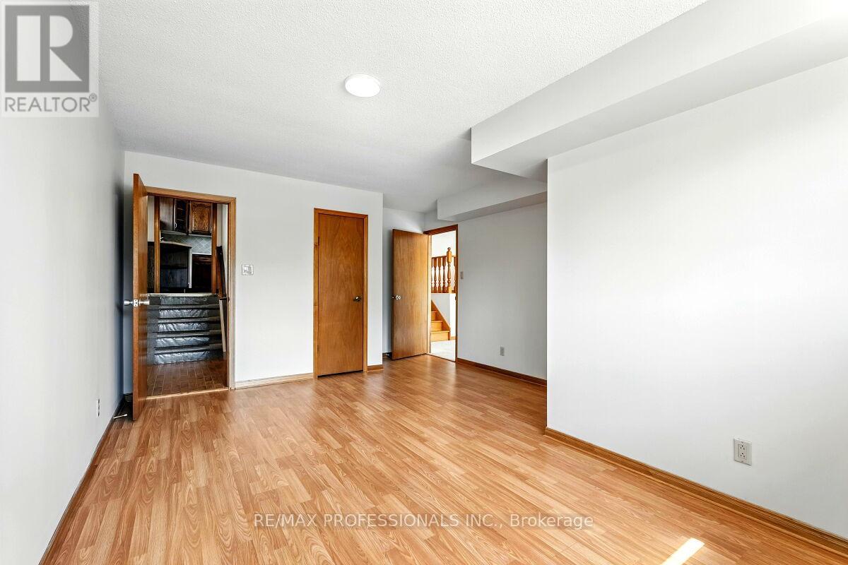 236 East 21st Street, Hamilton, Ontario  L8V 2T7 - Photo 25 - X12379730