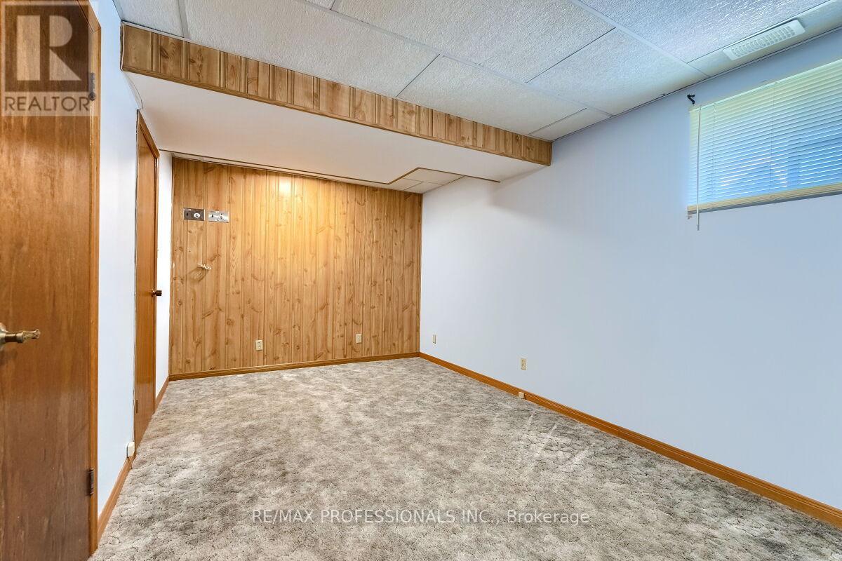 236 East 21st Street, Hamilton, Ontario  L8V 2T7 - Photo 29 - X12379730