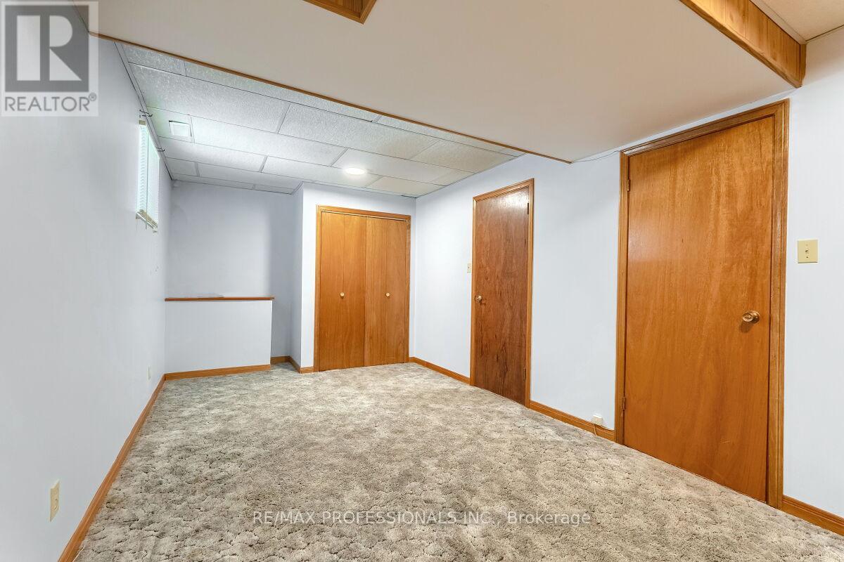 236 East 21st Street, Hamilton, Ontario  L8V 2T7 - Photo 30 - X12379730