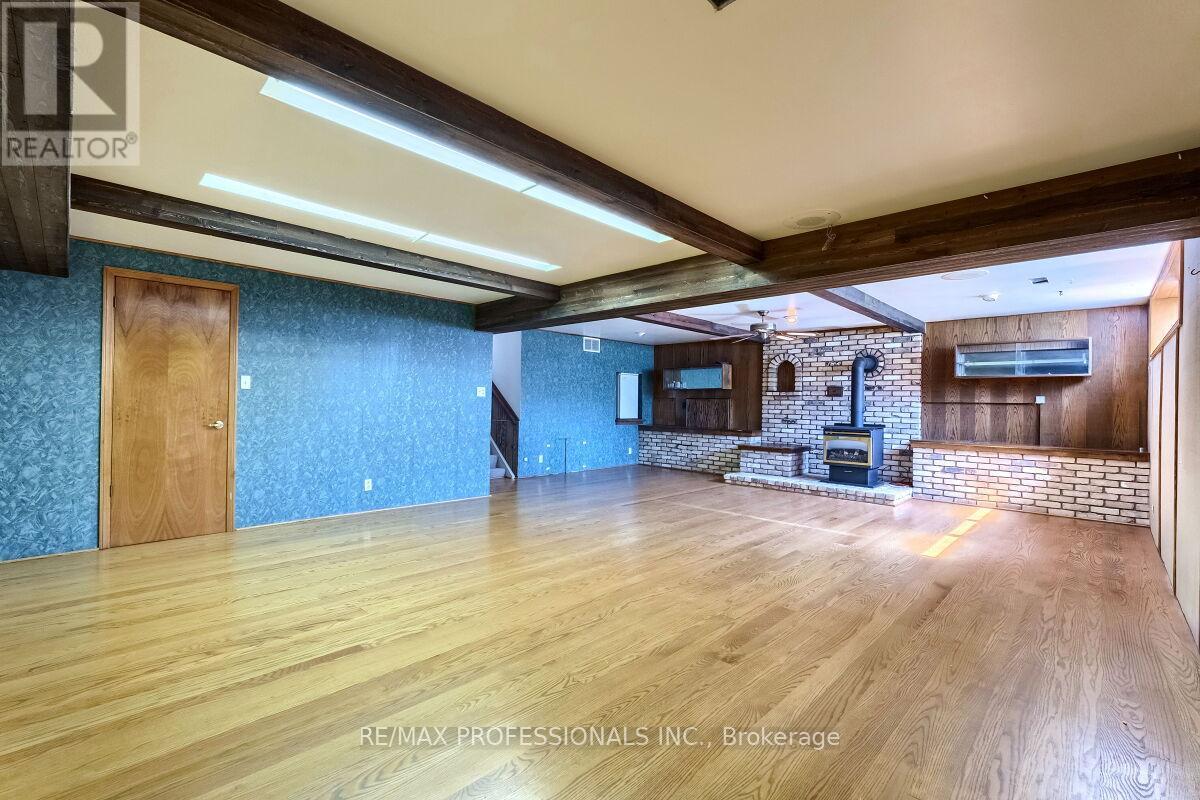 236 East 21st Street, Hamilton, Ontario  L8V 2T7 - Photo 40 - X12379730