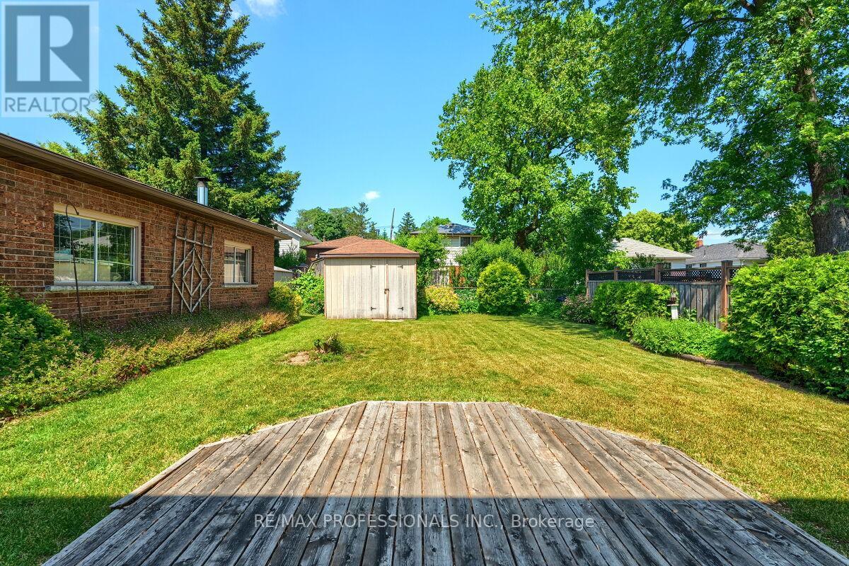 236 East 21st Street, Hamilton, Ontario  L8V 2T7 - Photo 44 - X12379730