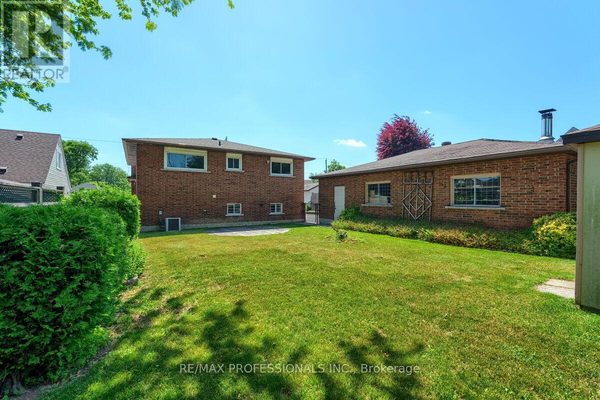 236 East 21st Street, Hamilton, Ontario  L8V 2T7 - Photo 45 - X12379730