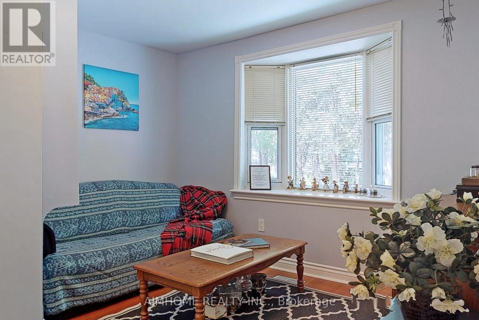127 Mary Street, Niagara-On-The-Lake, Ontario  L0S 1J0 - Photo 10 - X12379745