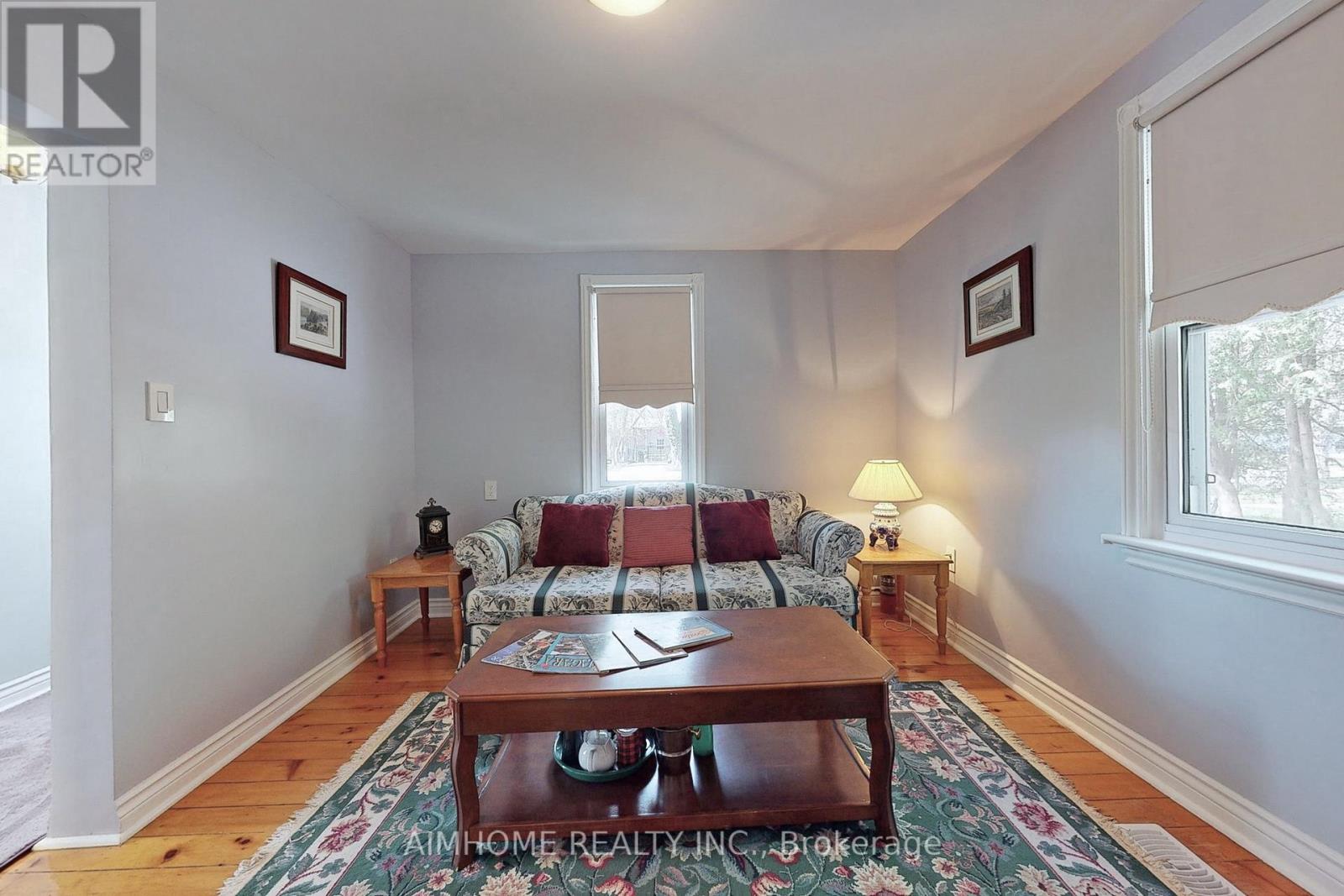 127 Mary Street, Niagara-On-The-Lake, Ontario  L0S 1J0 - Photo 12 - X12379745