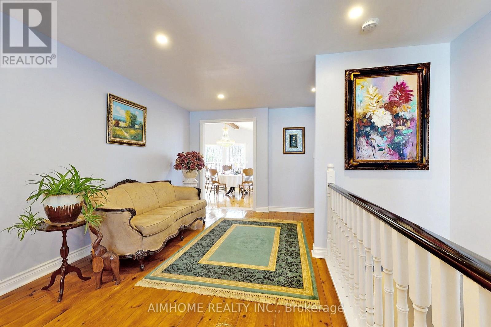 127 Mary Street, Niagara-On-The-Lake, Ontario  L0S 1J0 - Photo 2 - X12379745