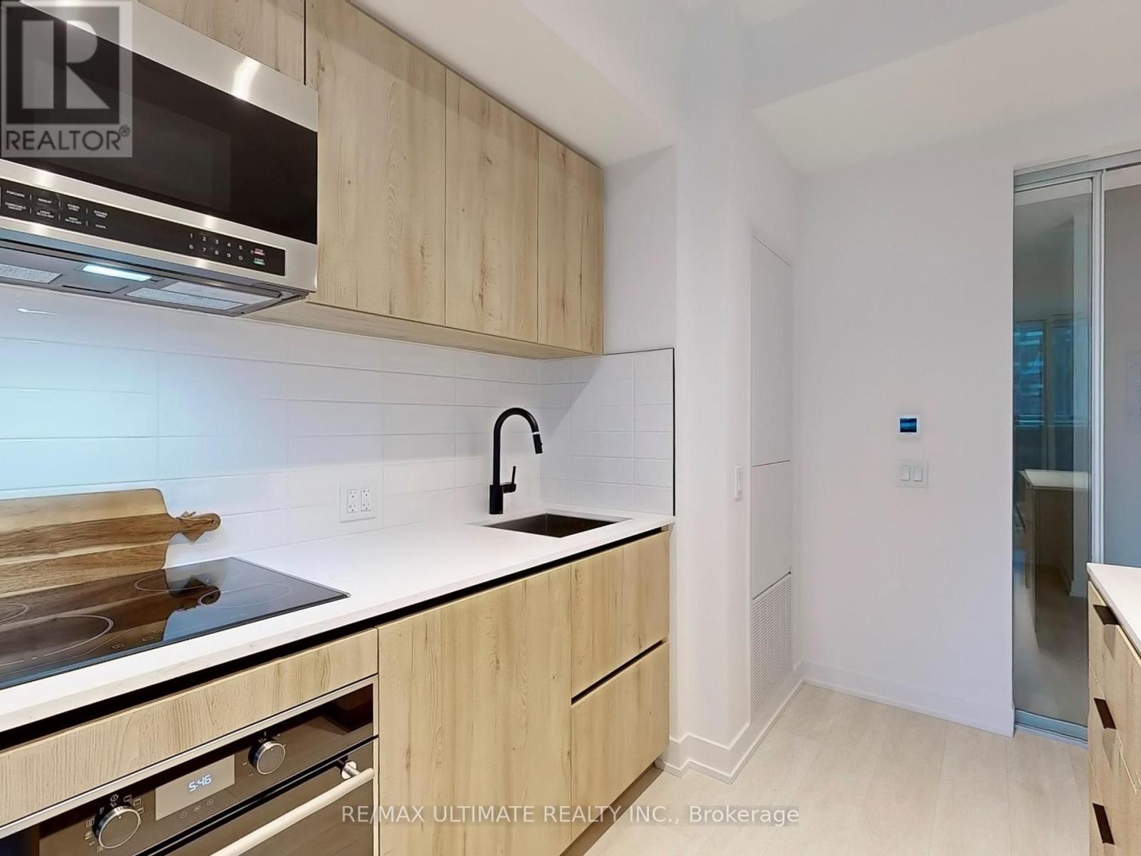 207 - 117 Broadway Avenue, Toronto, Ontario  M4P 1V3 - Photo 13 - C12374687