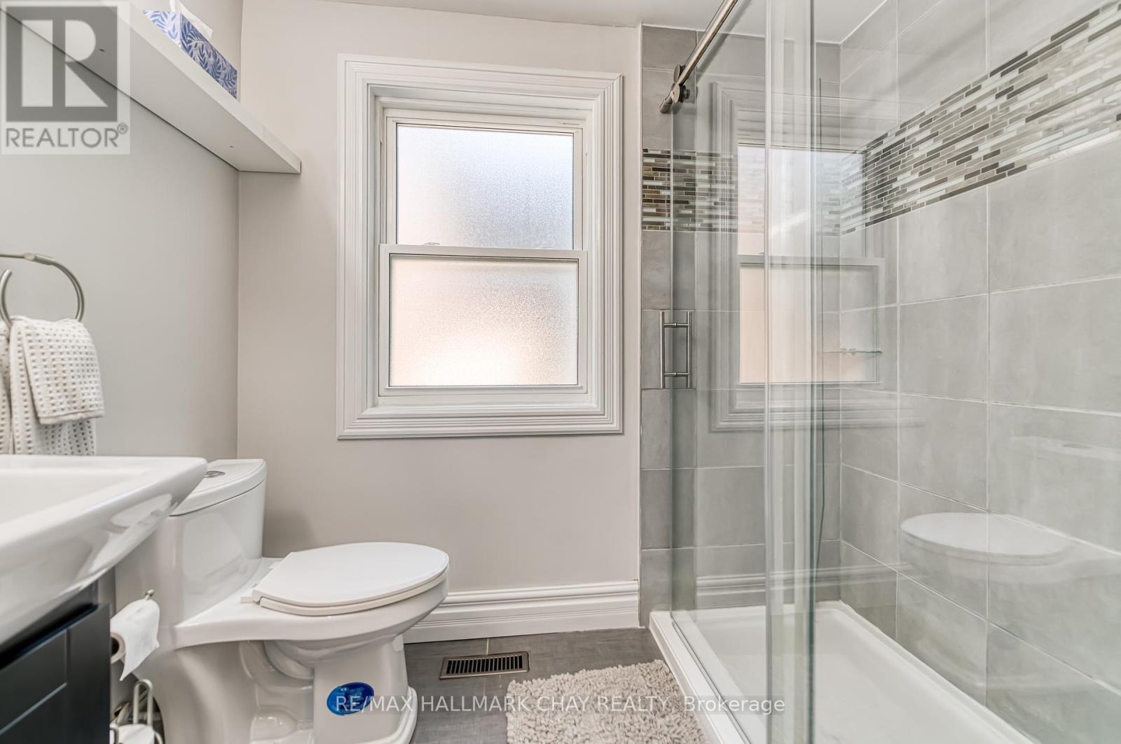 303 John Bowser Crescent, Newmarket, Ontario  L3Y 7N9 - Photo 18 - N12308501