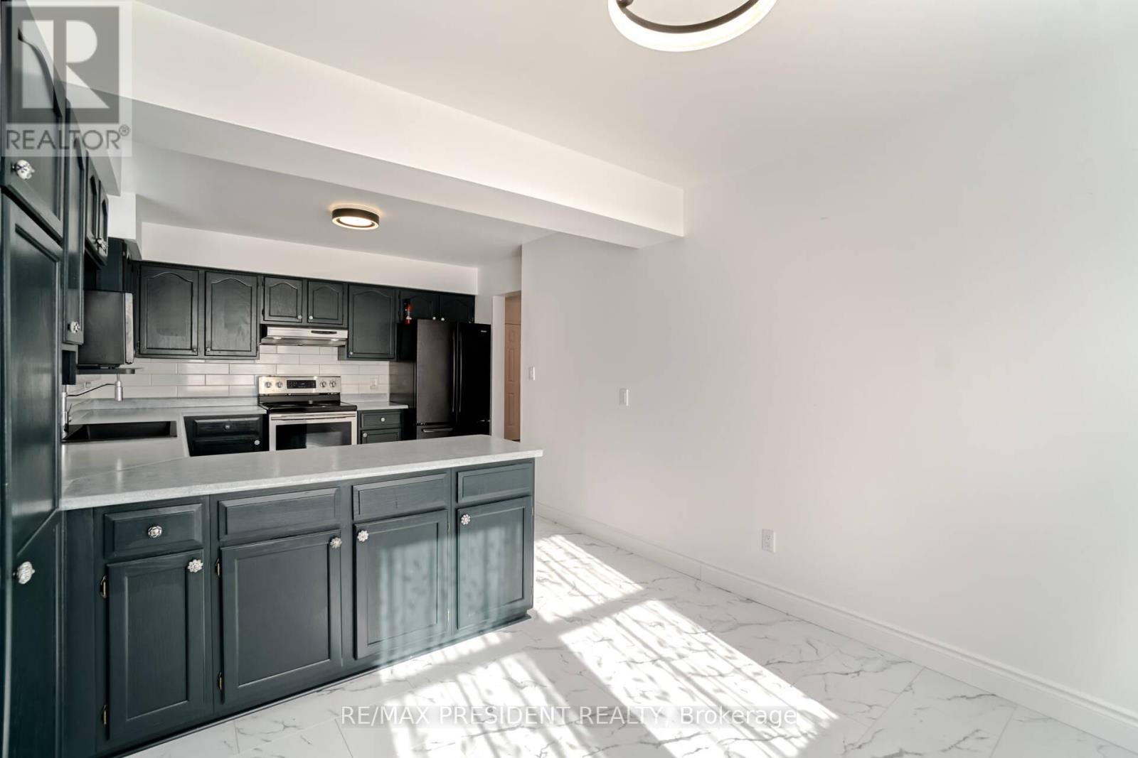 2 White Cliffe Drive, Clarington, Ontario  L1E 1V2 - Photo 25 - E12367147