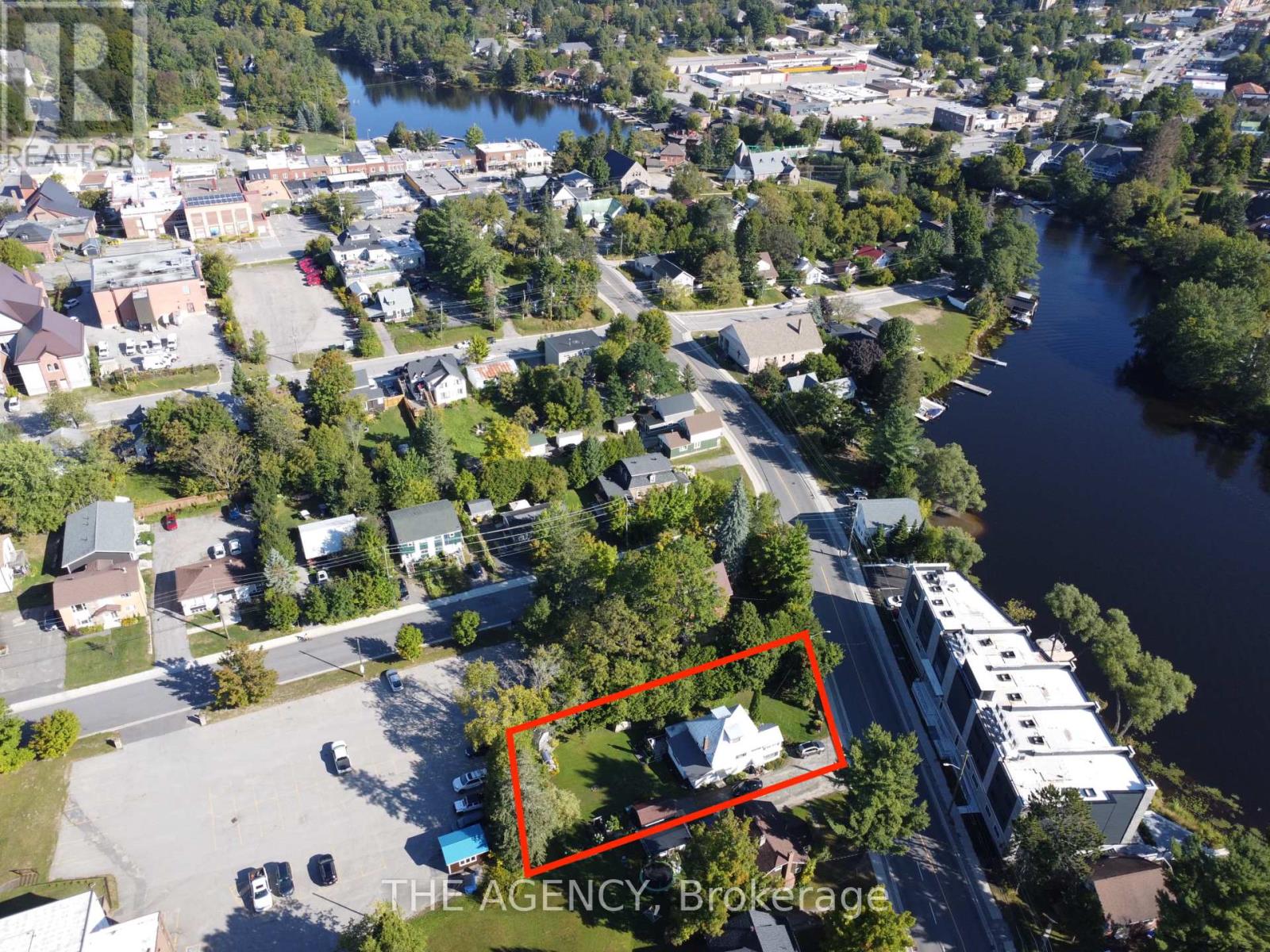31 Brunel Road, Huntsville (Brunel), Ontario  P1H 1P4 - Photo 41 - X12377141