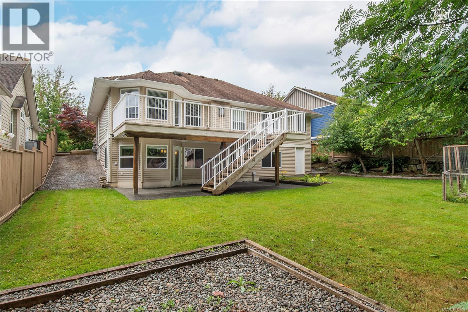 228 Maryland Rd, Campbell River, British Columbia