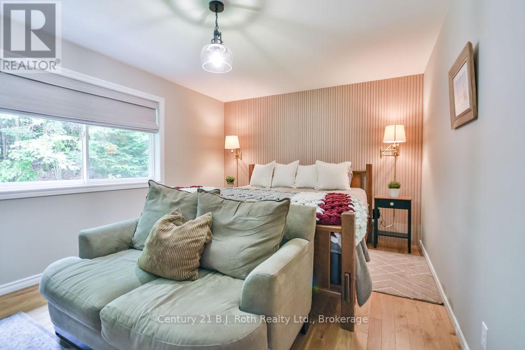 1 Blackcomb Drive, Oro-Medonte, Ontario  L0K 1E0 - Photo 25 - S12379970