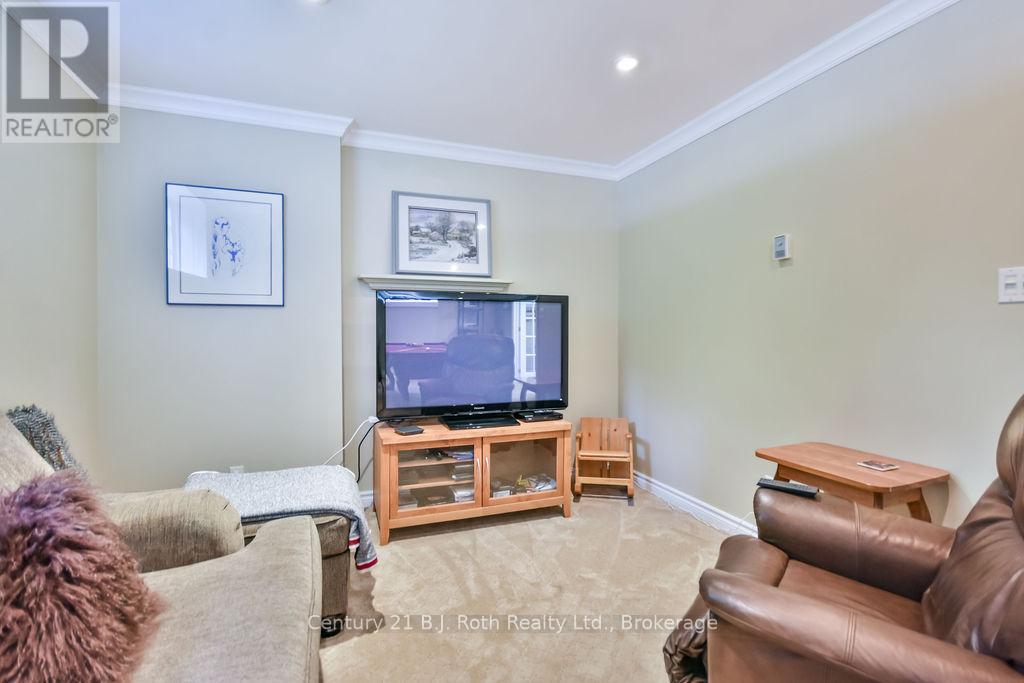 1 Blackcomb Drive, Oro-Medonte, Ontario  L0K 1E0 - Photo 34 - S12379970