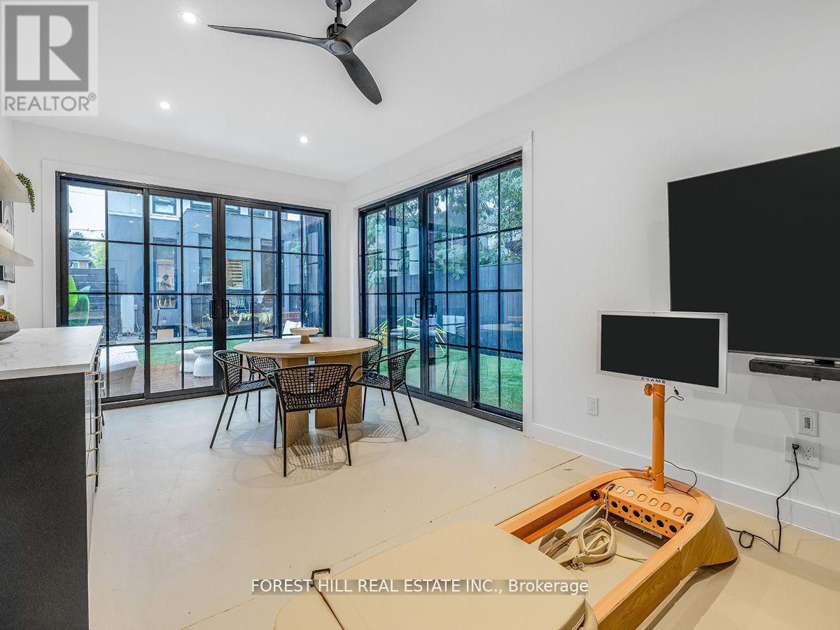 534 Rushton Road, Toronto, Ontario  M6C 2Y5 - Photo 33 - C12379825