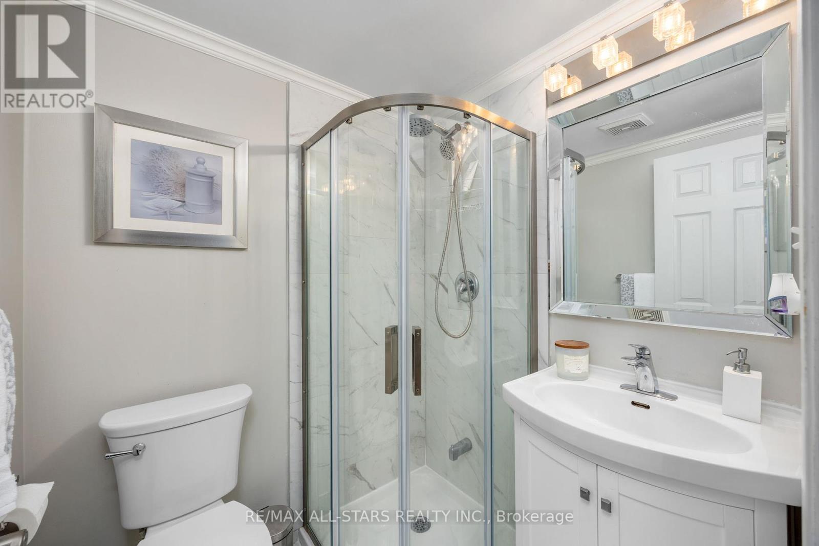 10 Sufi Crescent, Toronto, Ontario  M4A 2X3 - Photo 15 - C12379878