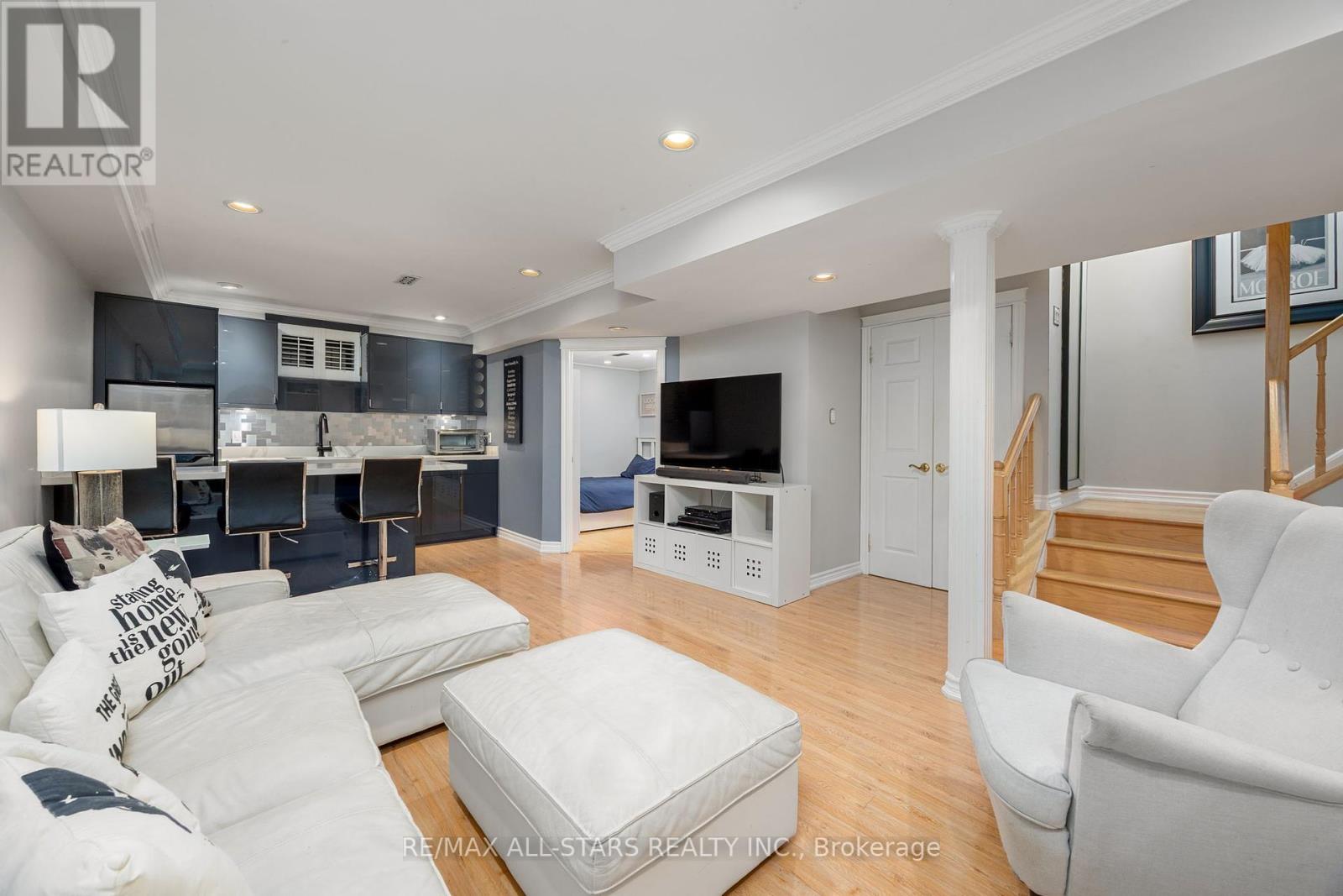 10 Sufi Crescent, Toronto, Ontario  M4A 2X3 - Photo 32 - C12379878