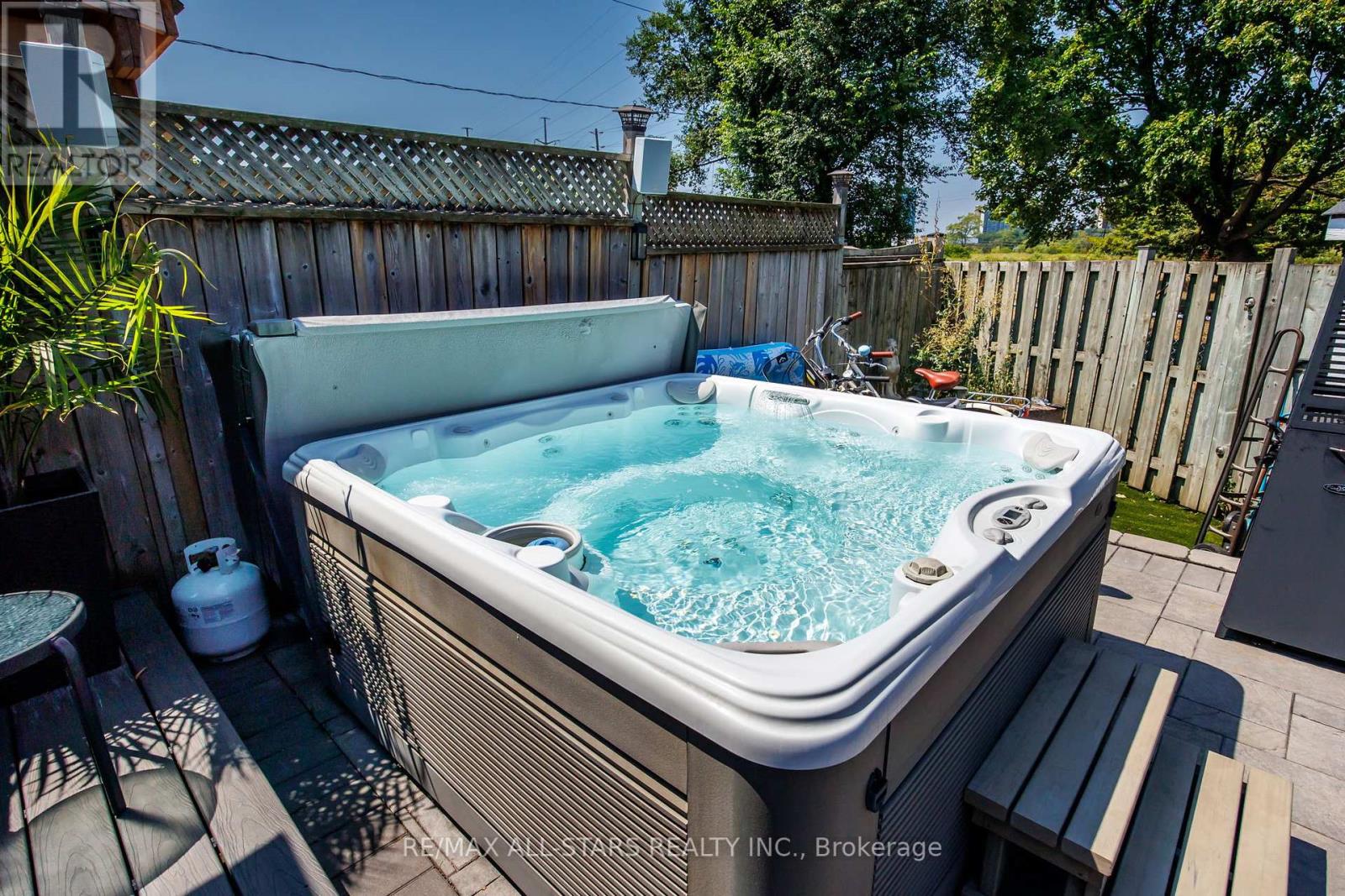 10 Sufi Crescent, Toronto, Ontario  M4A 2X3 - Photo 42 - C12379878