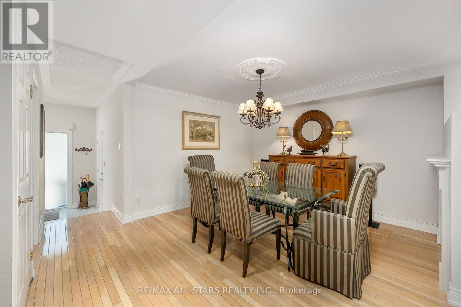 Property at 10 SUFI CRESCENT image 5