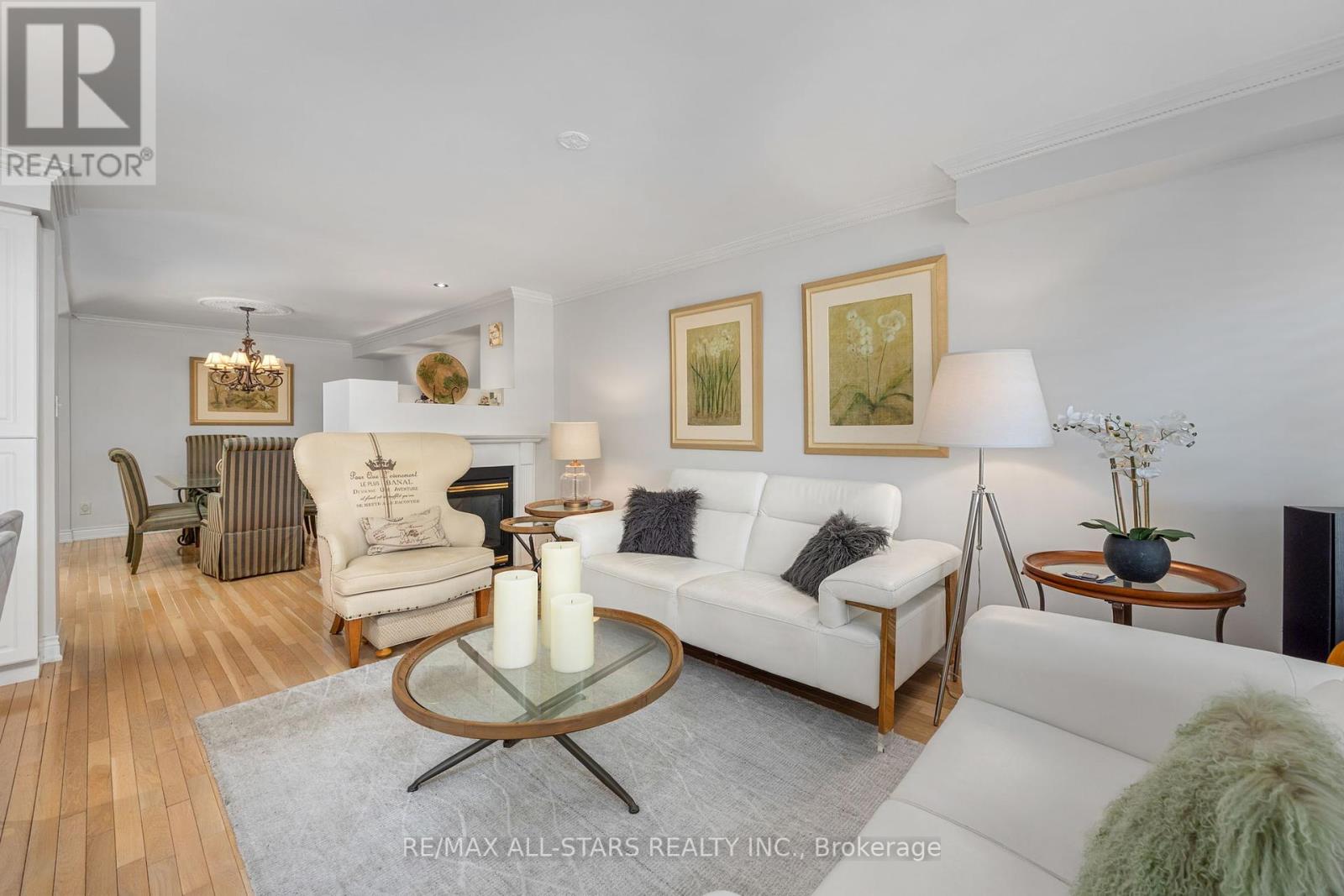 10 Sufi Crescent, Toronto, Ontario  M4A 2X3 - Photo 8 - C12379878