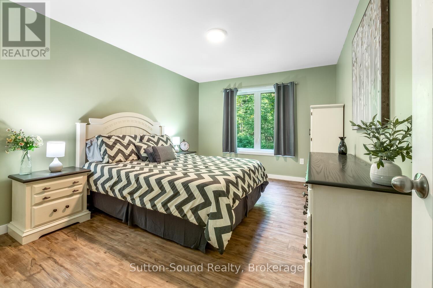 504760 Grey Road 1, Georgian Bluffs, Ontario  N0H 1S0 - Photo 21 - X12379945
