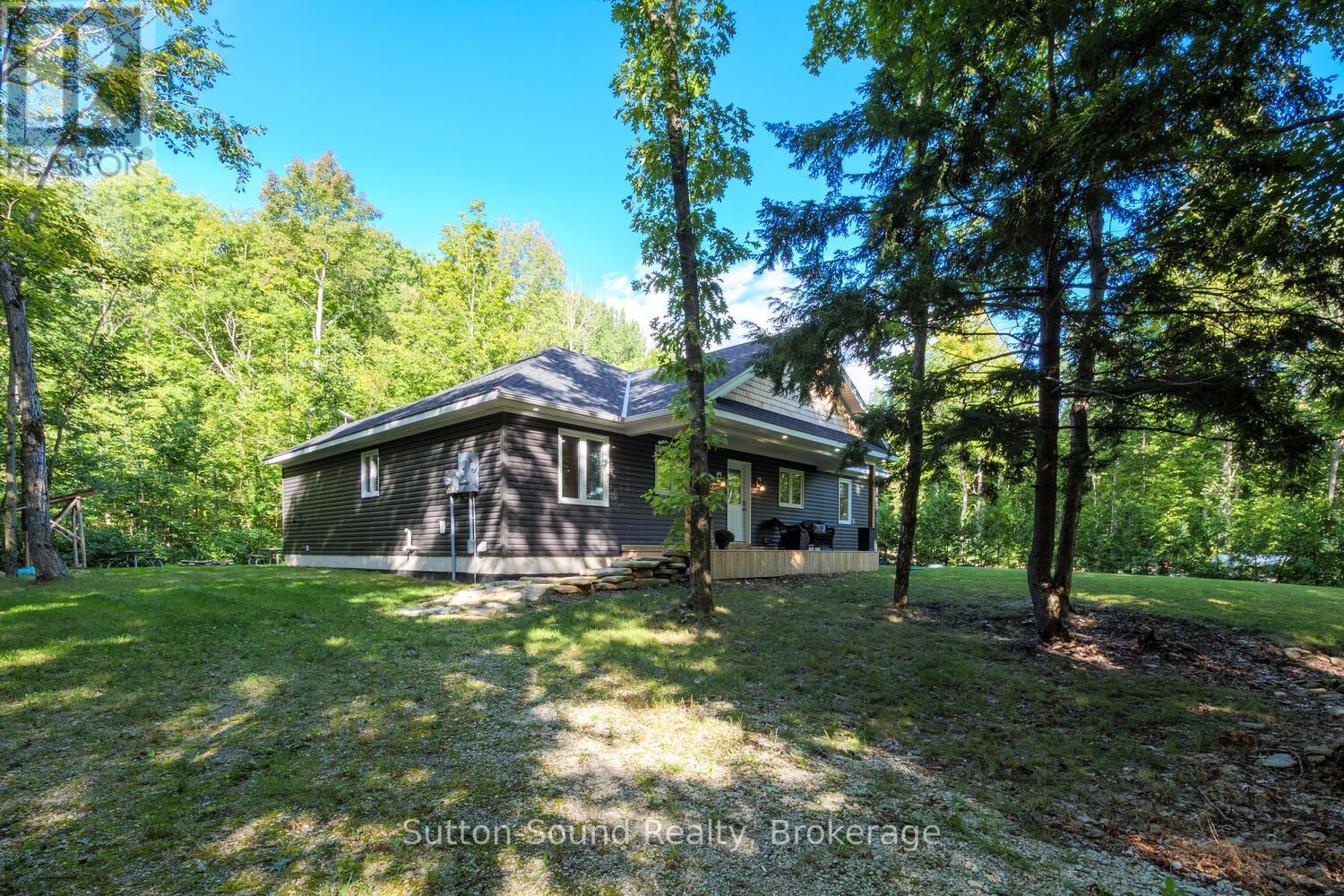 504760 Grey Road 1, Georgian Bluffs, Ontario  N0H 1S0 - Photo 3 - X12379945