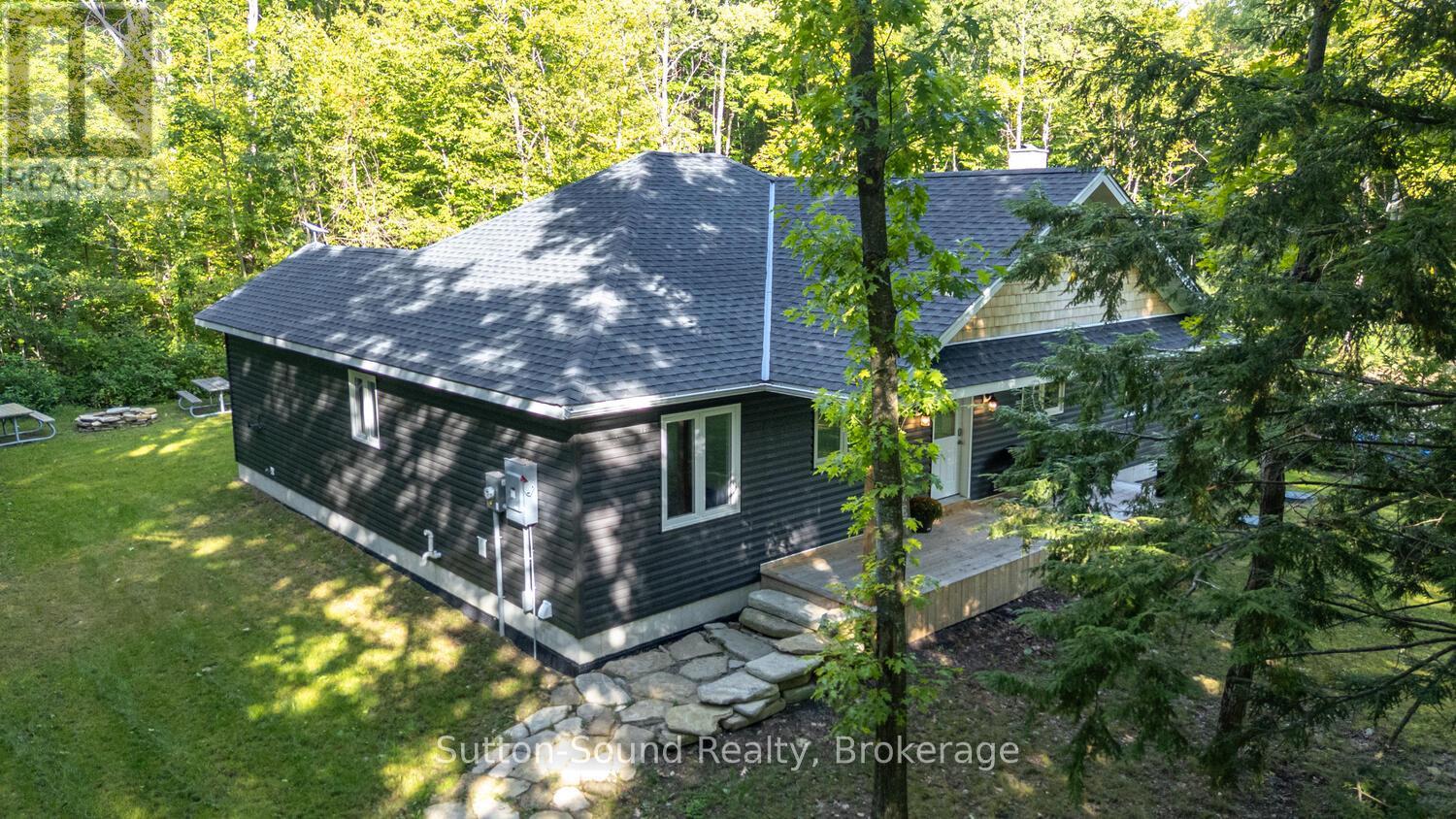 504760 Grey Road 1, Georgian Bluffs, Ontario  N0H 1S0 - Photo 4 - X12379945
