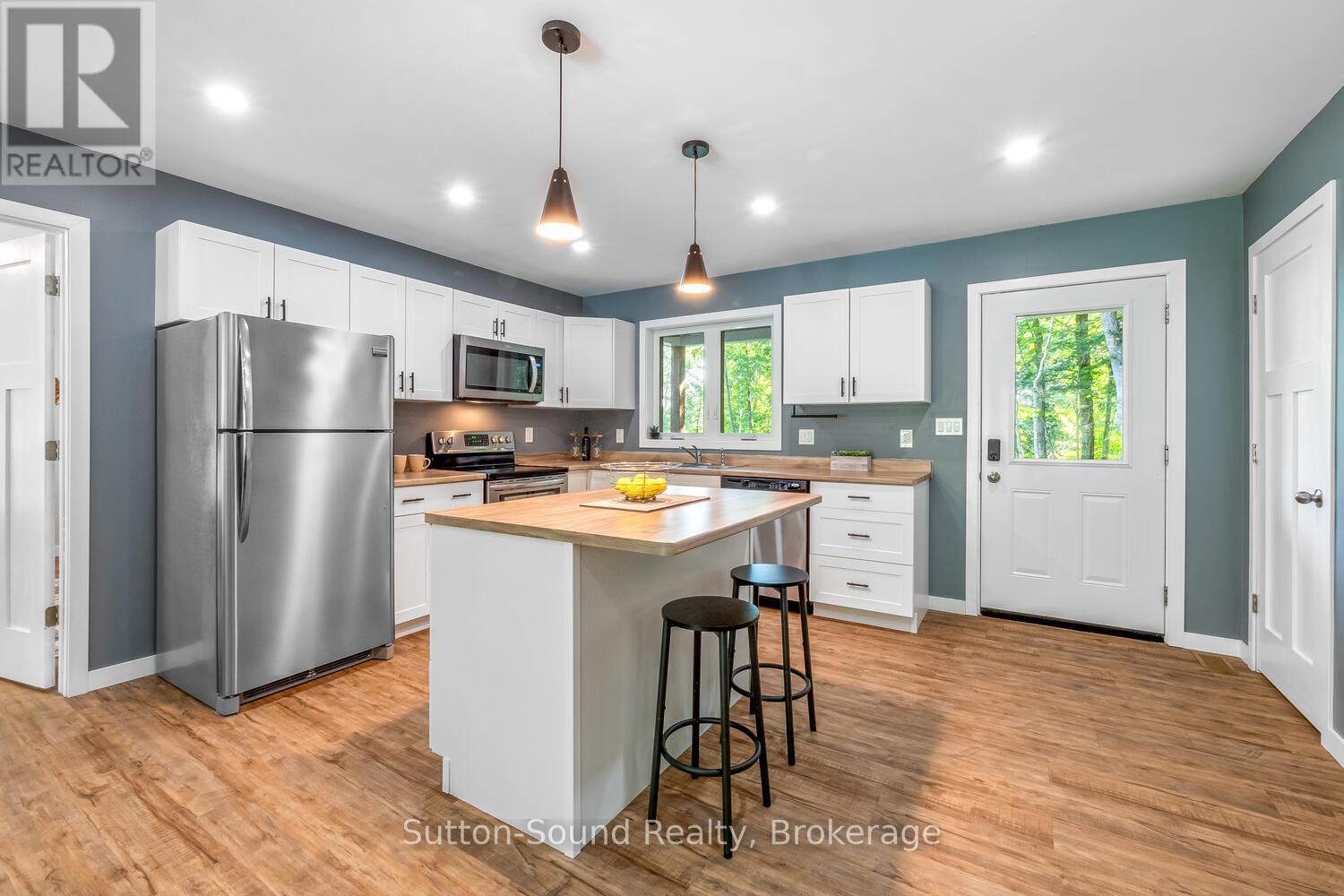 504760 Grey Road 1, Georgian Bluffs, Ontario  N0H 1S0 - Photo 6 - X12379945