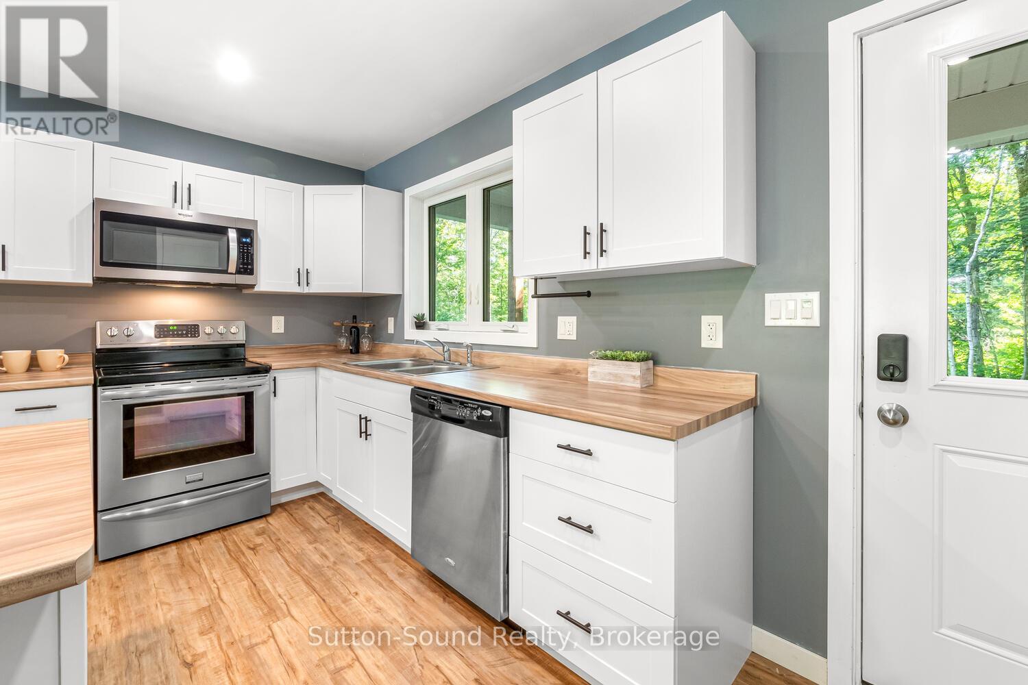 504760 Grey Road 1, Georgian Bluffs, Ontario  N0H 1S0 - Photo 7 - X12379945