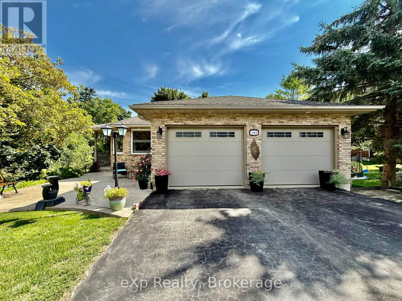 308 MARY STREET, Brockton, Ontario