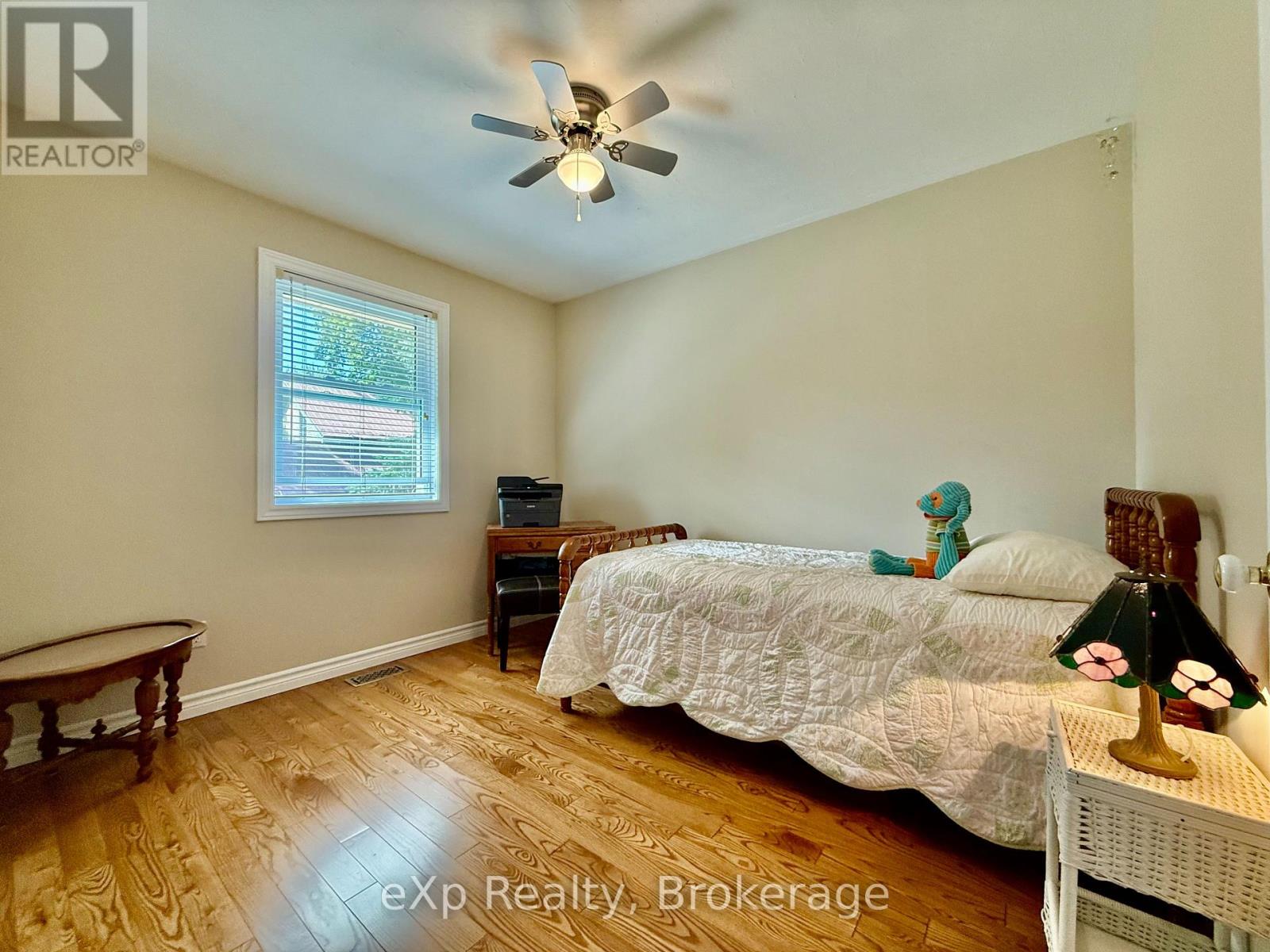 308 Mary Street, Brockton, Ontario  N0G 2V0 - Photo 15 - X12379977