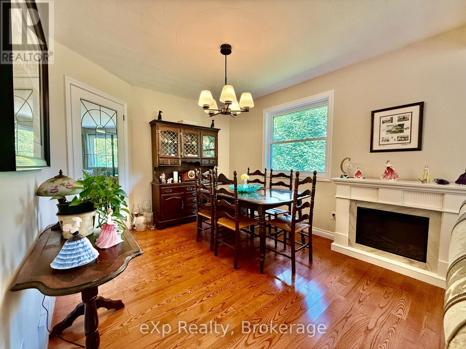 308 Mary Street, Brockton, Ontario  N0G 2V0 - Photo 7 - X12379977