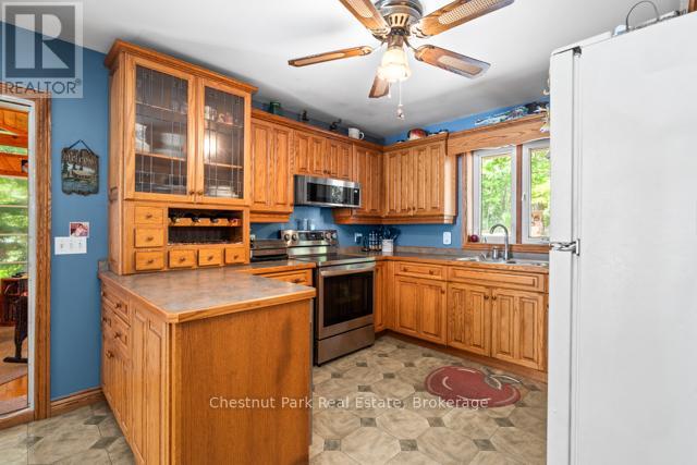 95 Haushield Road, Parry Sound Remote Area, Ontario  P0H 1A0 - Photo 12 - X12380003