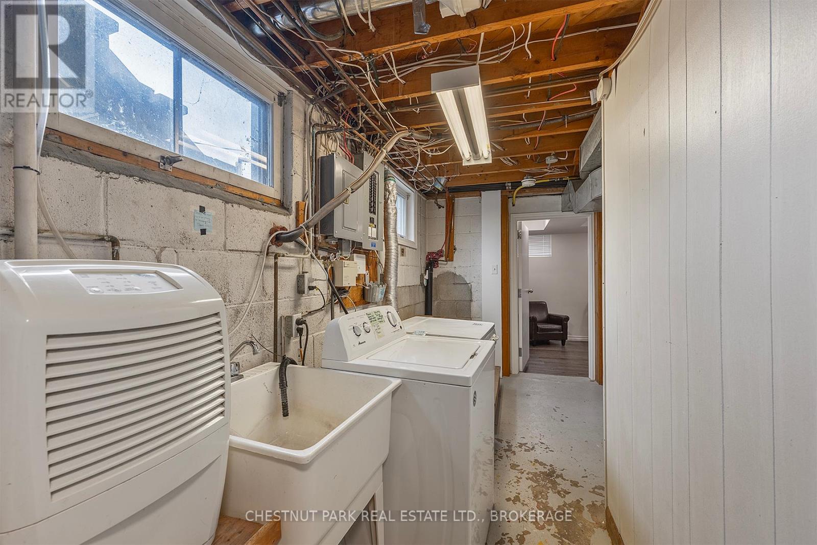 87-89 Hatter Street, Kingston, Ontario  K7M 2L6 - Photo 34 - X12380062