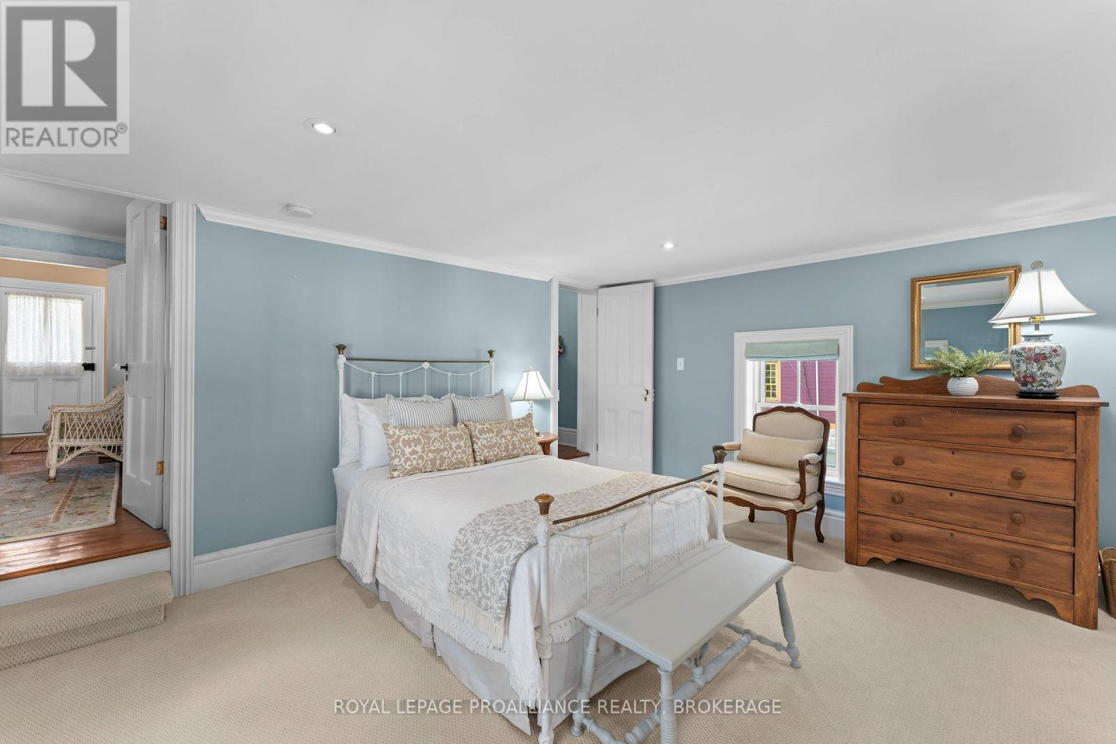 114 King Street W, Gananoque, Ontario  K7G 2G3 - Photo 32 - X12380081