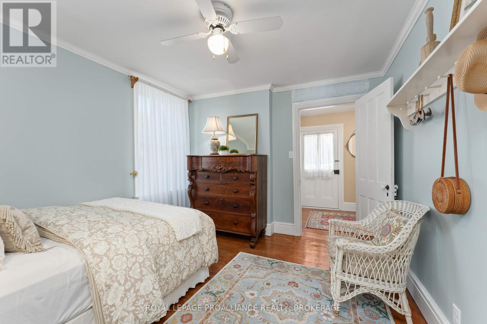 114 King Street W, Gananoque, Ontario  K7G 2G3 - Photo 34 - X12380081
