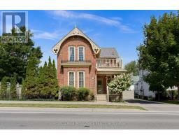 114 King Street W, Gananoque, Ca