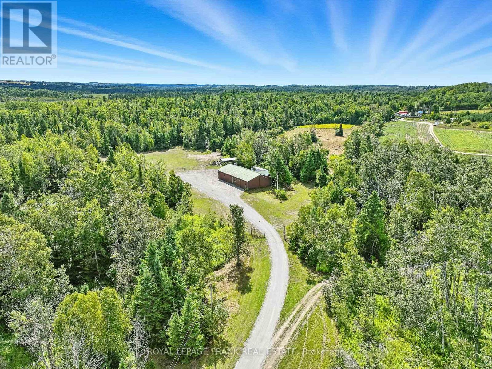 274 Highway 35, Kawartha Lakes (Manvers), Ontario  L0B 1K0 - Photo 11 - X12380146