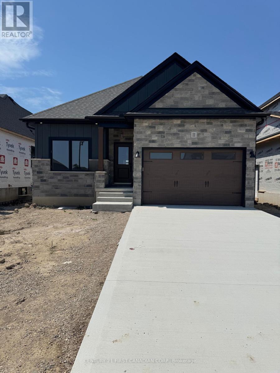 11 SHELDABREN STREET, North Middlesex, Ontario