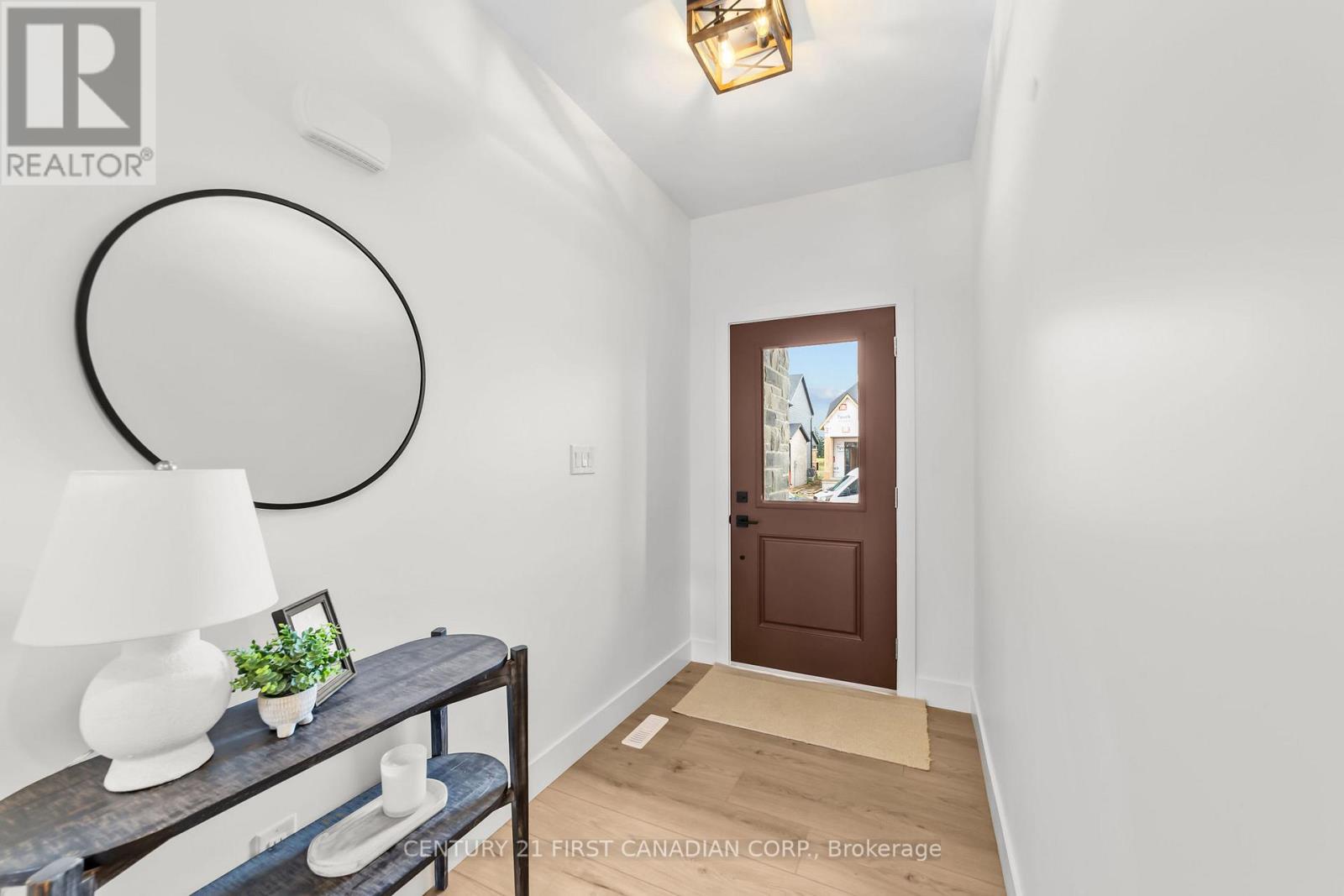 11 Sheldabren Street, North Middlesex, Ontario  N0M 1A0 - Photo 3 - X12379975