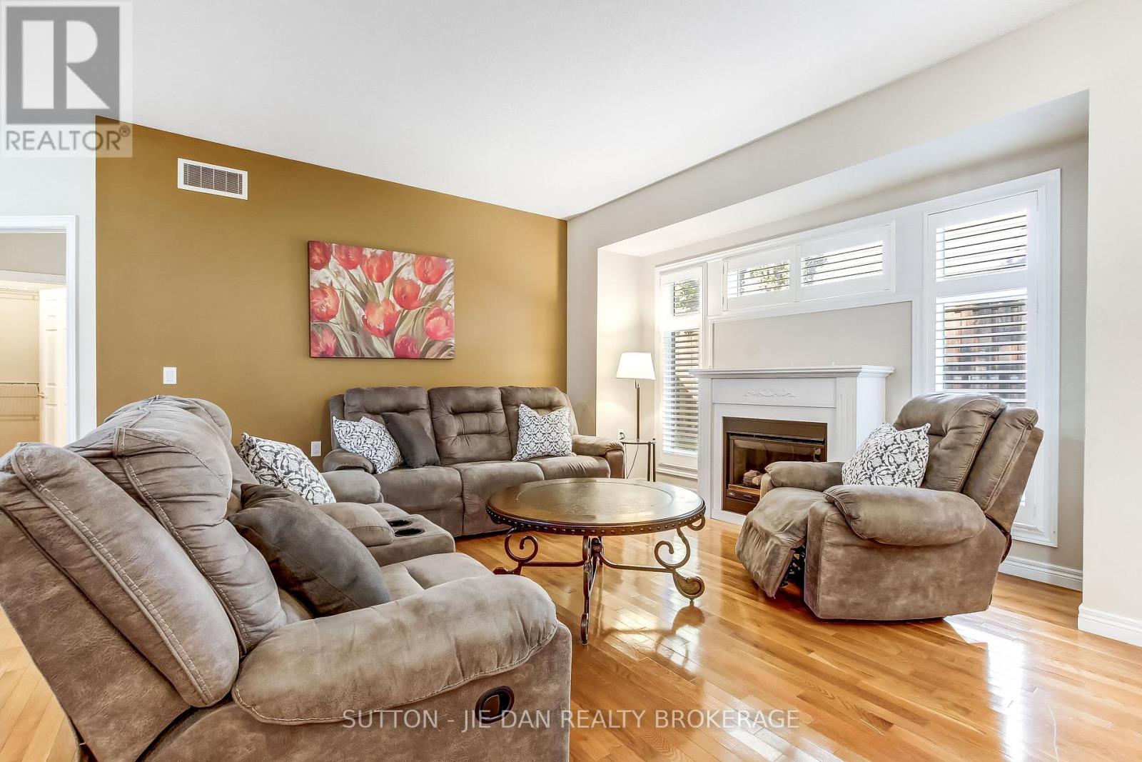 23 - 1574 Richmond Street, London North (North G), Ontario  N6G 5H7 - Photo 6 - X12379990
