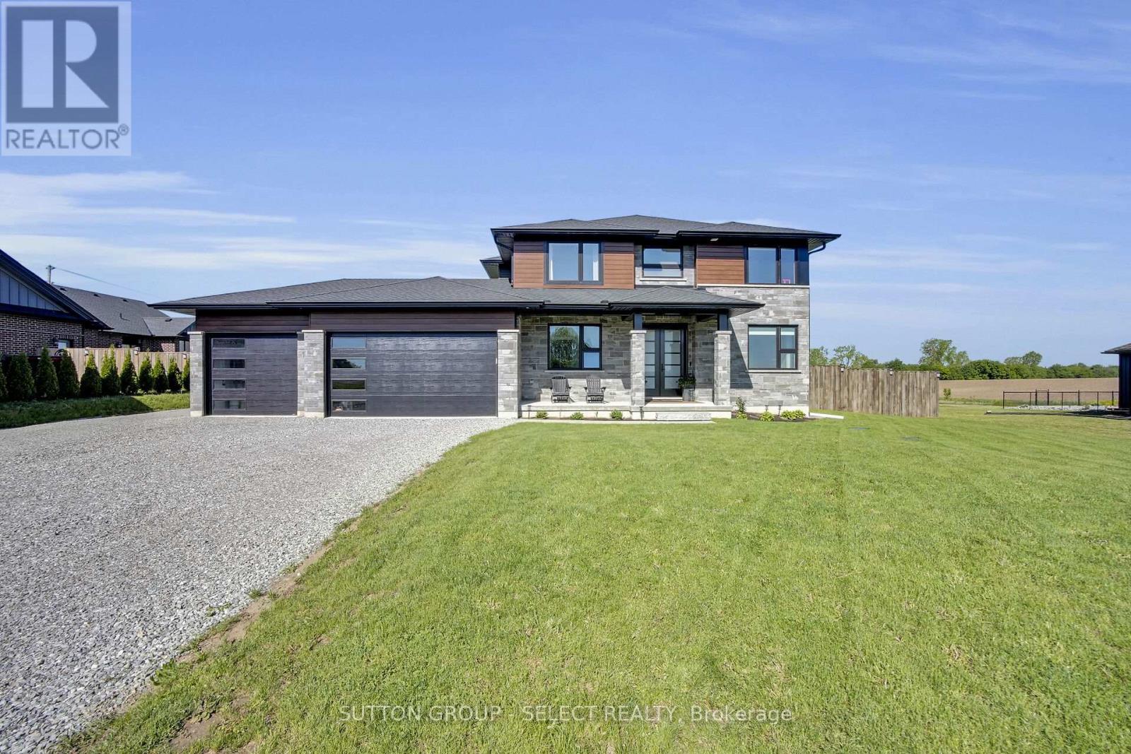 11197 Springwater Road, Malahide, Ontario  N5H 2R6 - Photo 1 - X12379991