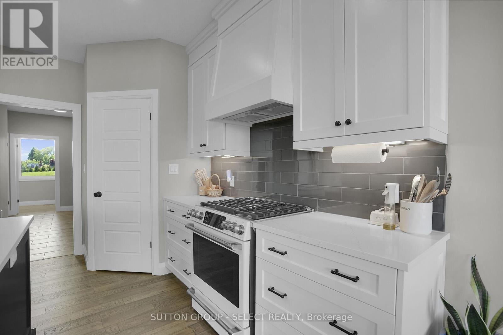 11197 Springwater Road, Malahide, Ontario  N5H 2R6 - Photo 20 - X12379991
