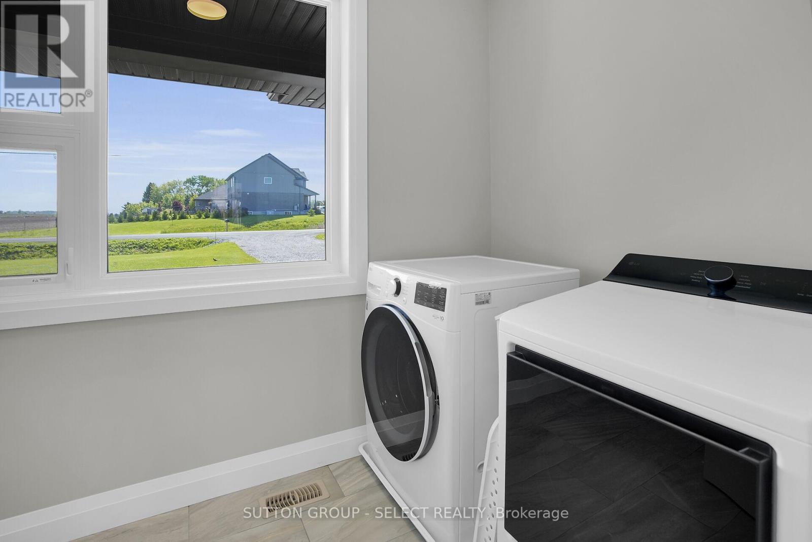 11197 Springwater Road, Malahide, Ontario  N5H 2R6 - Photo 24 - X12379991